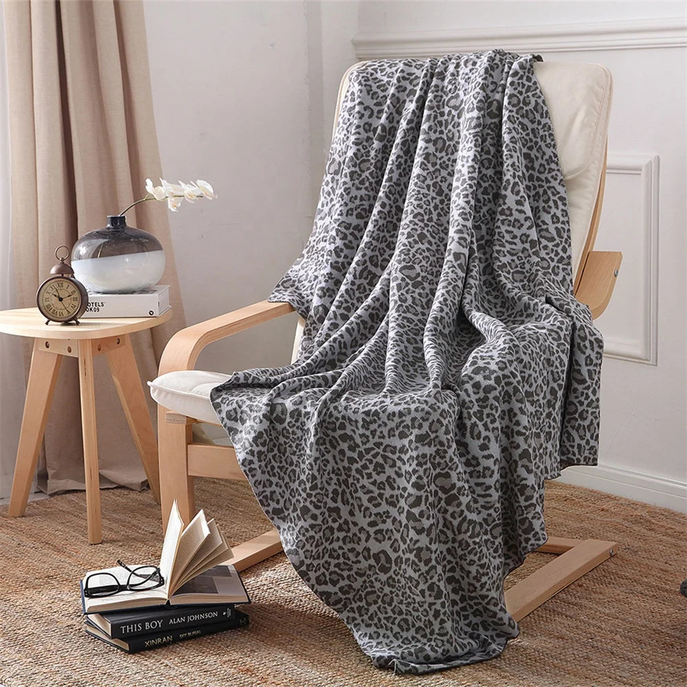 BW Good Selling Soft Warm Chunky Leopard 100% Cotton Knitted Throw Blanket for Home Decoration
