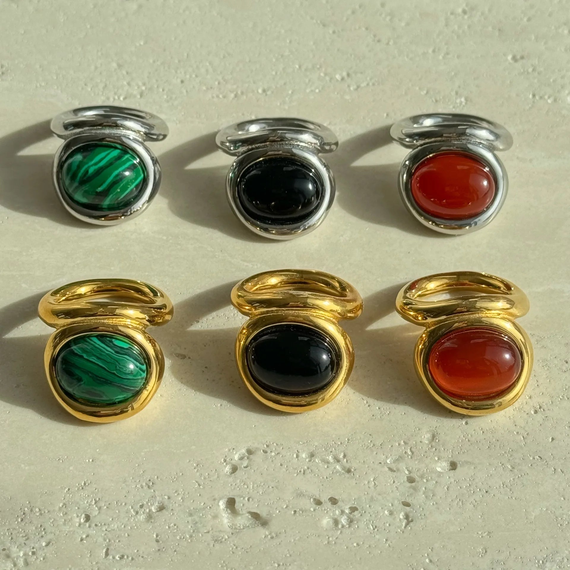 Stainless Steel Stylish Malachite Gemstone Promise Round Ring for Girlfriend Natural Oval Malachite Gemstone Ring