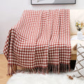 Customized Portable Sleep Flannel Blanket Plaid Tassels Geometric Pattern Fur for Bedroom Wearable Sofa Cover Blanket Supplier