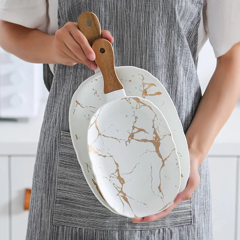 Hotel Food Serving Dinner Plates / Round Custom Ceramic Marble Serving Platter with Wooden Handle