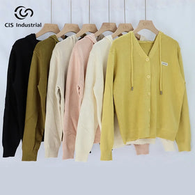 OEM ODM Custom Logo Women's Long Sleeve Knitted Hooded Cardigan Sweater Jacket Winter Button Cardigan for Girls