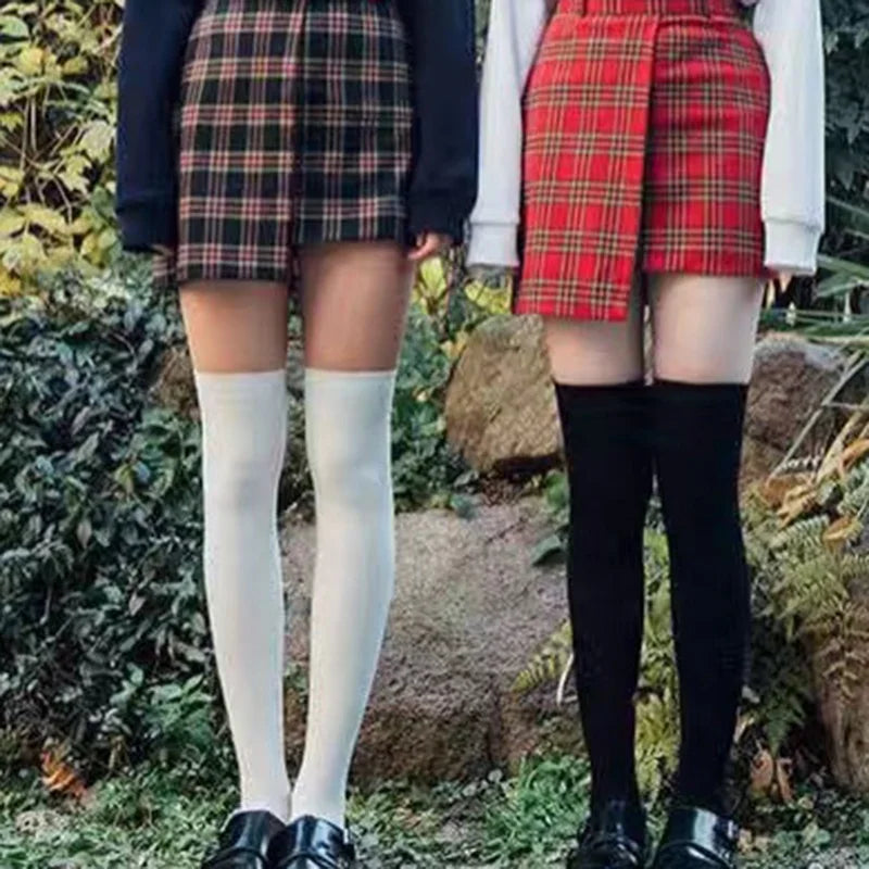 Wholesale Black White Long Stockings Socks Over the Knee Thigh High Socks for Women