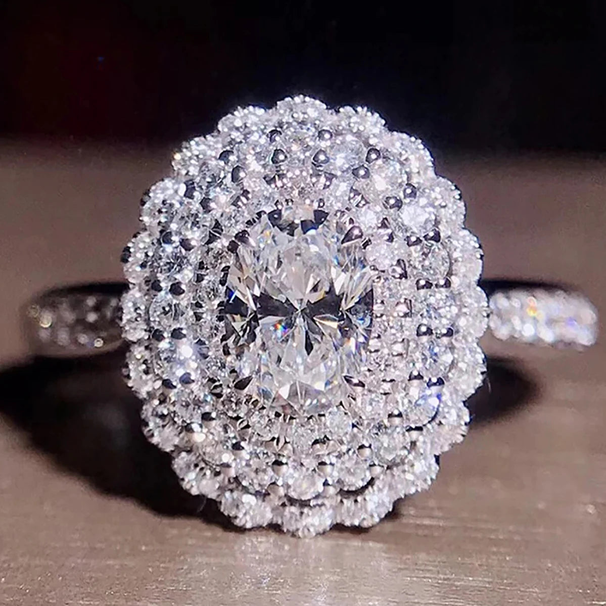 CAOSHI Custom Dainty Oval Design Dazzling Crystal Cubic Zirconia Finger Ring for Women Wedding Engagement Silver Plated CZ Rings