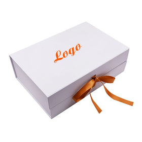 Custom Logo Embossed Matt Laminated Recycled White Folding Magnetic Gift Packaging Boxes for Wholesale Garment Luxury