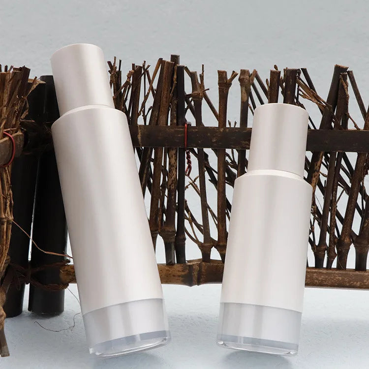 Wholesale 15ml 30ml Cosmetic Packages Thicken Pearl White Acrylic Airless Bottle Eye Cream Bottle Serum Bottle