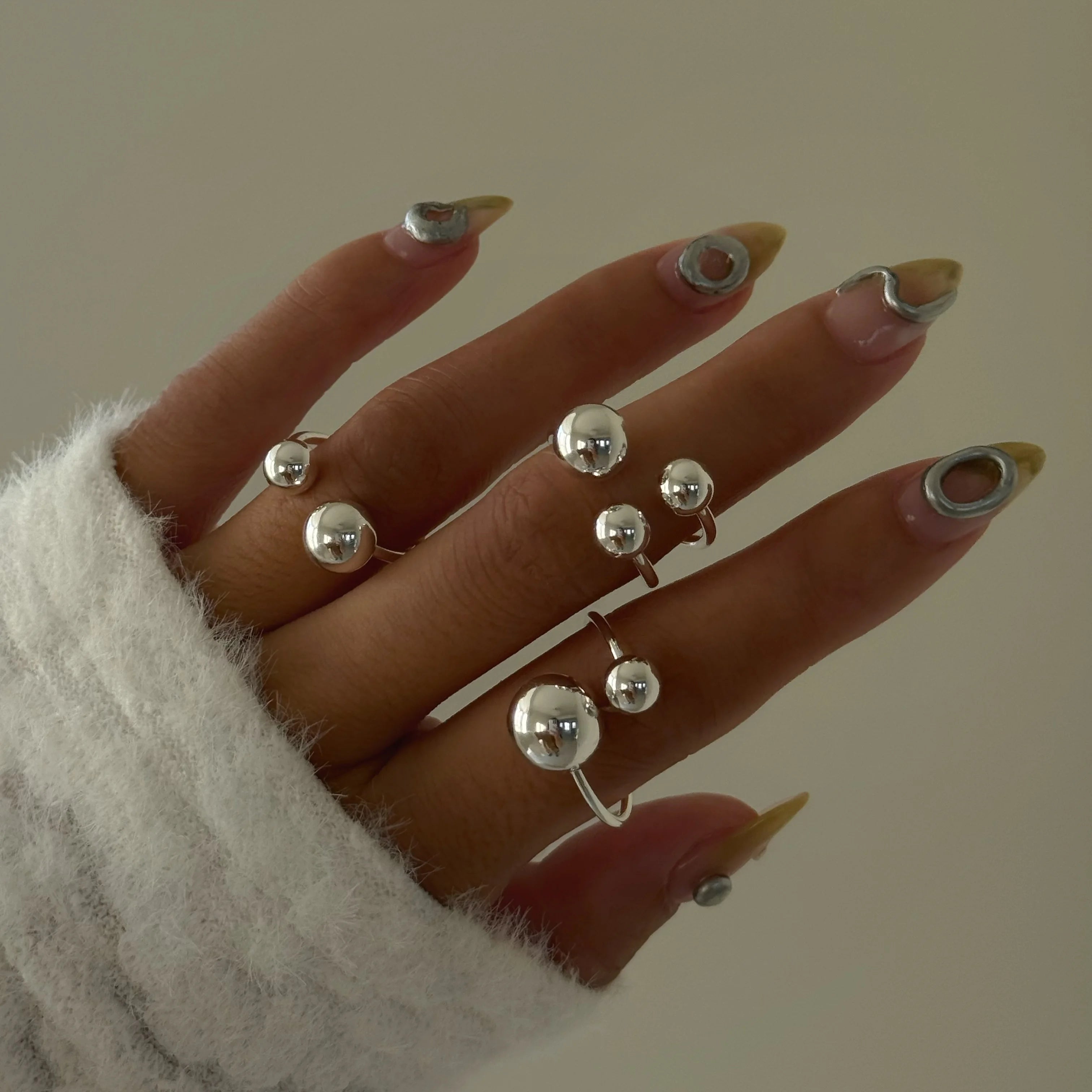 Dazan Winter New Ins Trendy Pvd Silver Plated Stainless Steel Nordic Design Polished Minimalist Ball Open Ring for Women