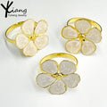 Simple pink and White Enamel Flower Metal Napkin Ring with Cute Napkin Holder Buckle Suitable for Home Dining Table Decoration