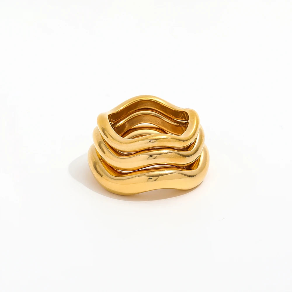 Fenny 18K Gold Plated Wholesale High Quality Non Tarnish Simple Smooth Waved Stainless Steel Finger Ring Trend for Women