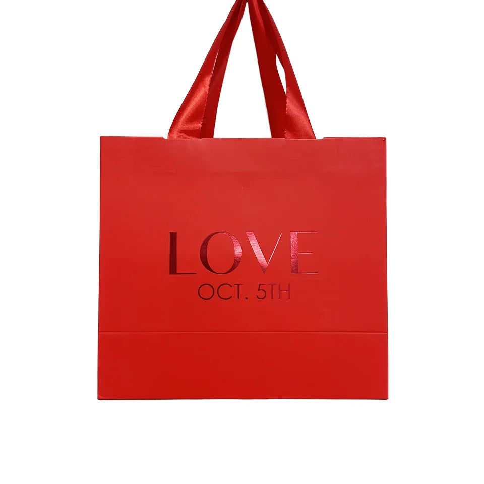 Wholesale Factory Price Luxury Eco-friendly Black Card Paper Carrier Bag Paper Shopping Bag Gift Packaging Bag