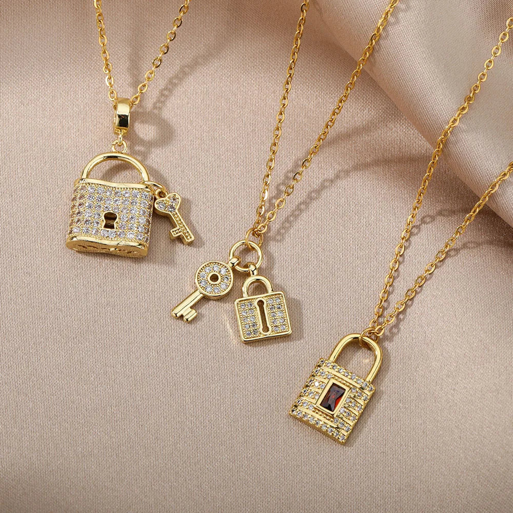 Lateefah OEM Diamond Pendant Necklace for Women Fashion Gemstone 18k Gold Locket Necklace