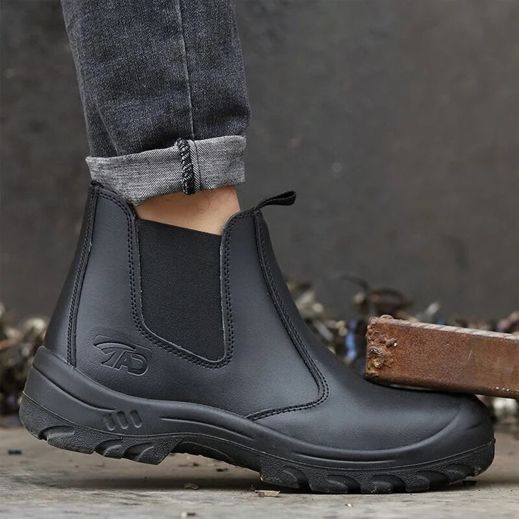 2026 Fire Resistant Rescue Firefighter Safety Shoes Flame Retardant Anti-Static Rubber Outsole for Construction Factory Use