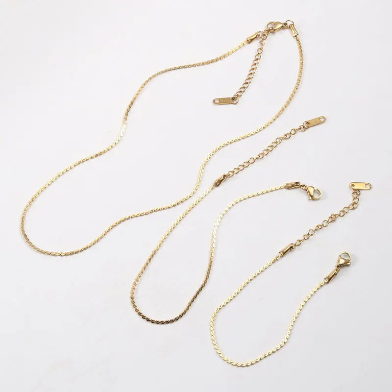 Fenny  Minimalism Versatile Statement S-shaped Necklace Trend for Women 18K Gold Plated Stainless Steel Jewelry Wholesale