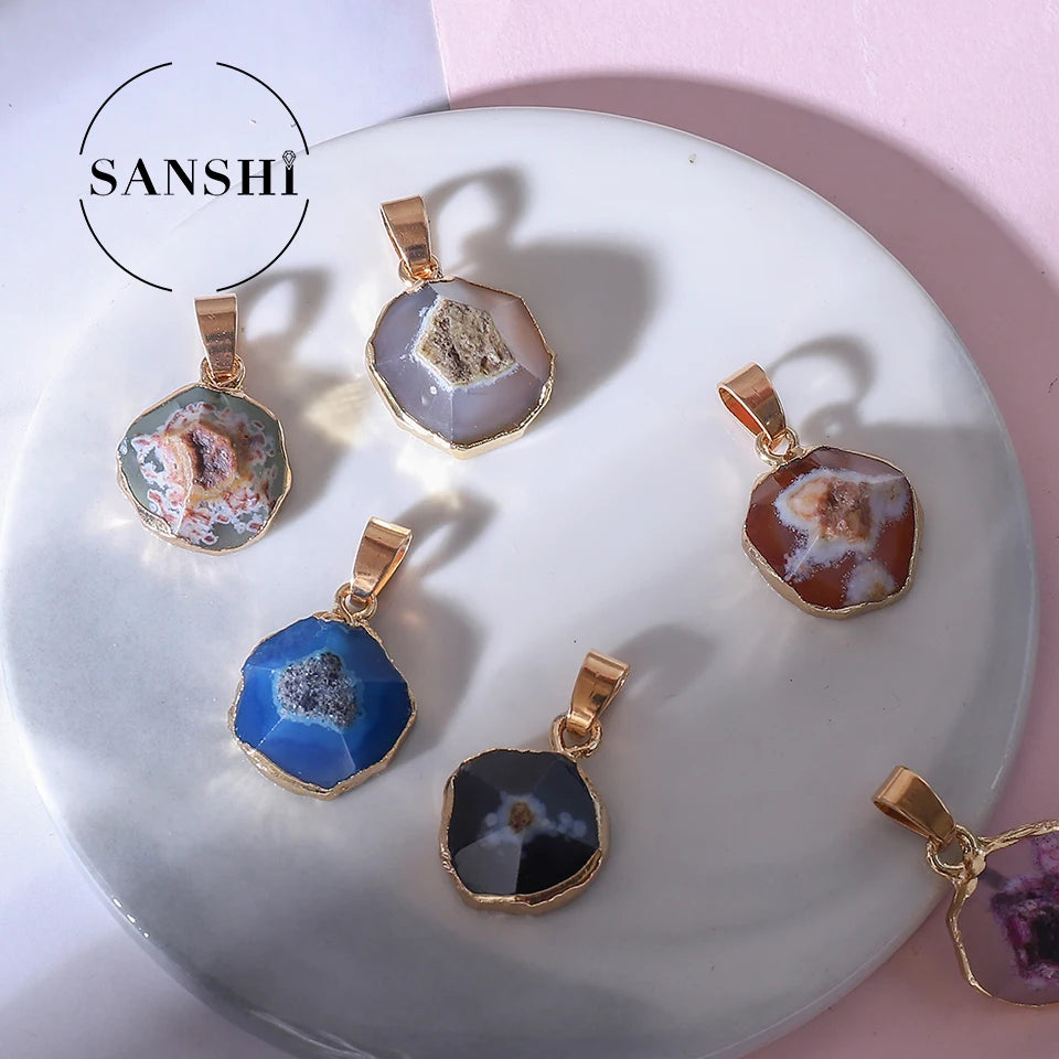 Factory Supply Wholesale Agate Pendant Women Gift Agate Stone Natural Stone Pendant for Necklace