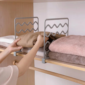 Wardrobe Partition Divider Plastic Partition Divider for Clothes Storage Closet Finishing Shelf