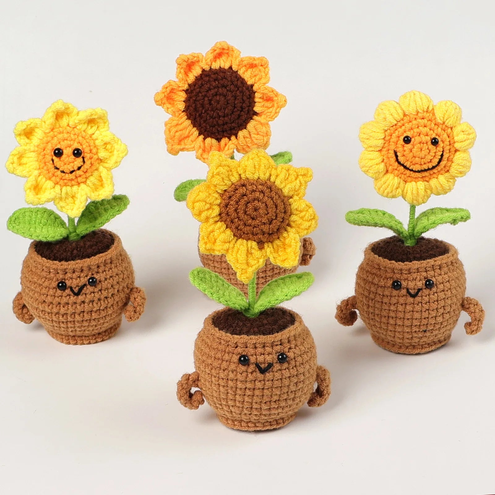 Popular Colorful Crochet Cute Smile Face Sunflower Potted Plant with Flowerpot Wholesale Artificial Woolen Knitted Flower