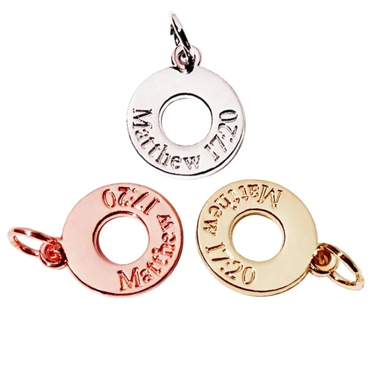 Hot Selling Necklace Decorative Letter hang Tags Multiple Color Jewelry Accessory Circle logo Pendant Charms
