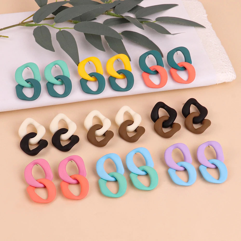 Wholesale Fashion Jewelry Irregular Diamond Hollow Frosted Colored Macarons Vintage Chain Delicate Matte Acrylic Earrings