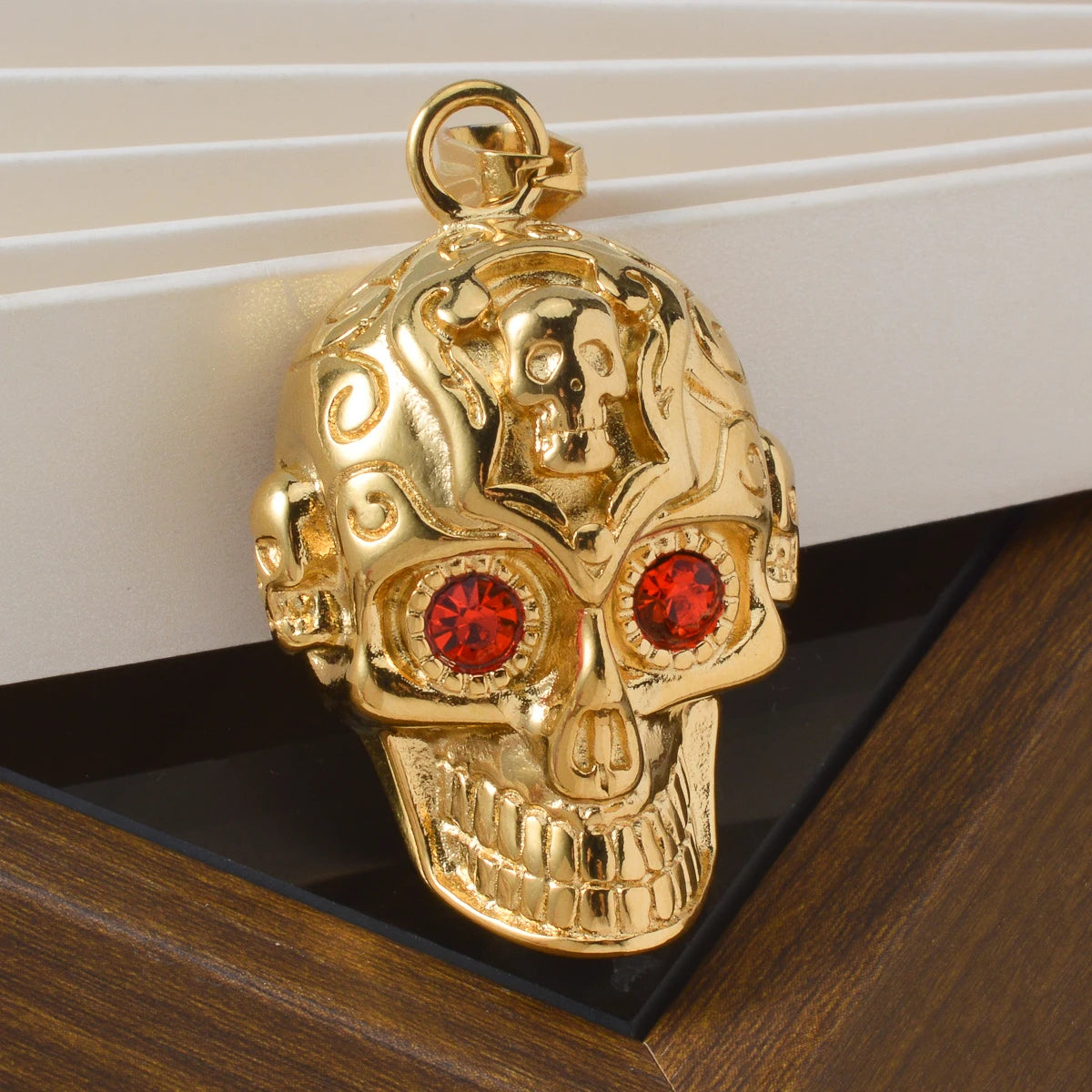 Zeadear New Vintage Geometric Skeleton Gold Plated Stainless Steel Charms Pendant for Unisex Gift Made in Guangdong