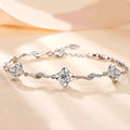 Luxury Wedding Engagement Gift D Color VVS1 0.5 Carat Diamond Jewelry S925 Silver Petal Moissanite Bracelets Women