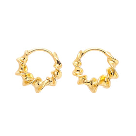 Wholesale 18k PVD Gold Plated Fashion Jewelry Earrings Twist Design Small Huggie Hoop Earrings for Women
