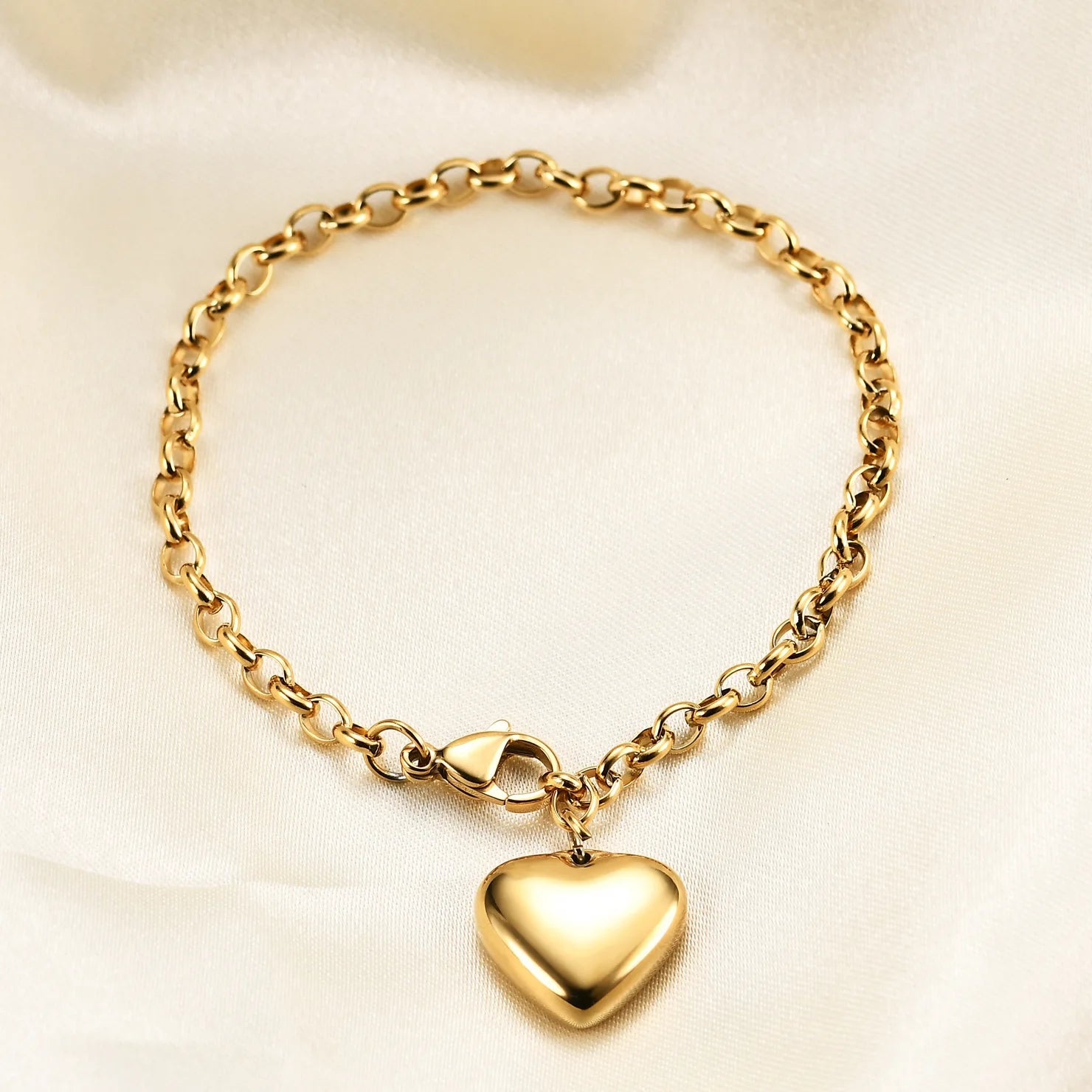 2022 Wholesale Lobster Clasp Adjustable Bracelet Stainless Steel Bracelet Jewelry Romantic Heart Bracelet for Women Girls