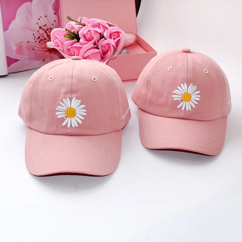 Custom 6-Panel Sporty Casual Sports Dad Hat Kids Unstructured Metal Buckle Embroidered Logo Four Seasons 100% Cotton