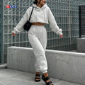 Wholesale Women Clothing 2 Piece Cropped Hoodie and Jogger Pants Set Custom Ladies Tracksuit Two Piece Crop Top Sweatsuit