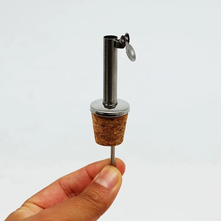New Arrival Custom 304 Stainless Steel Crown Cap Pour Spouts for Olive Oil Glass Bottles Premium Cork Stopper Bottle Integration