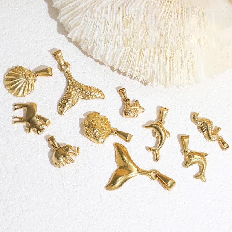 Tarnish-Free 18K Gold-Plated Stainless Steel Pendant Necklace Hypoallergenic Moon Star Shell Sea Horse Stylish Accessory Parties