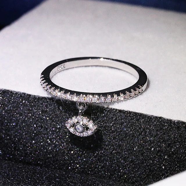 2020 Fashion Classic Orthodox Brass Rhodium Plated ZIRCON Channel Set Ladies Angel Eyes Rings