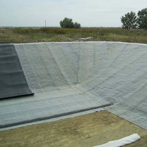 Needle-Punched GCL Waterproofing Nature Bentonite Blanket Bentonite Sodium Self-Healing Geosynthetic Clay Liner for Pond Lining