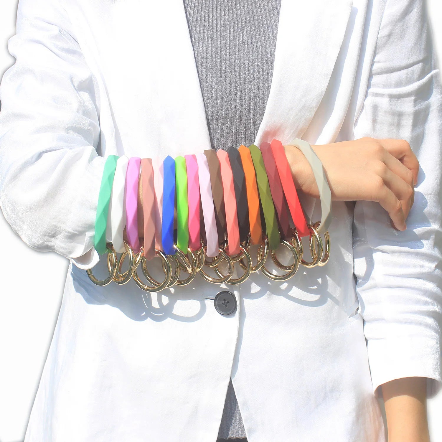 Meetee BKI-013 Ladies Round Keychain New Pendant Keyring with Light Women's Silicone Bracelet in Metal Alloy Acrylic Plastic