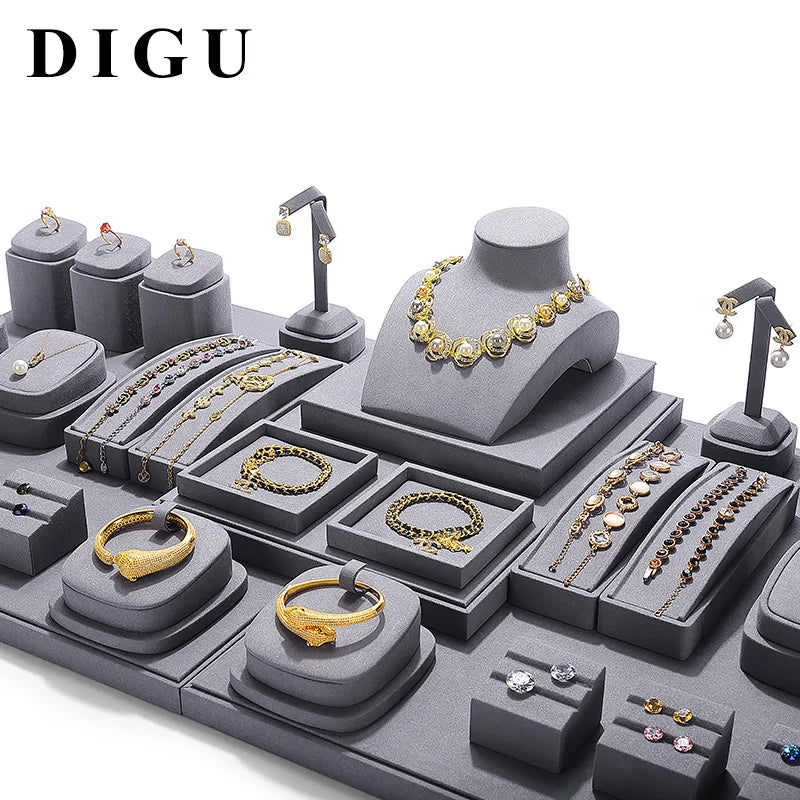 Digu Luxury Jewelry Display Stand Props Set Ring Holder Necklace Bracelet Shelf Window Jewelry Display showcase