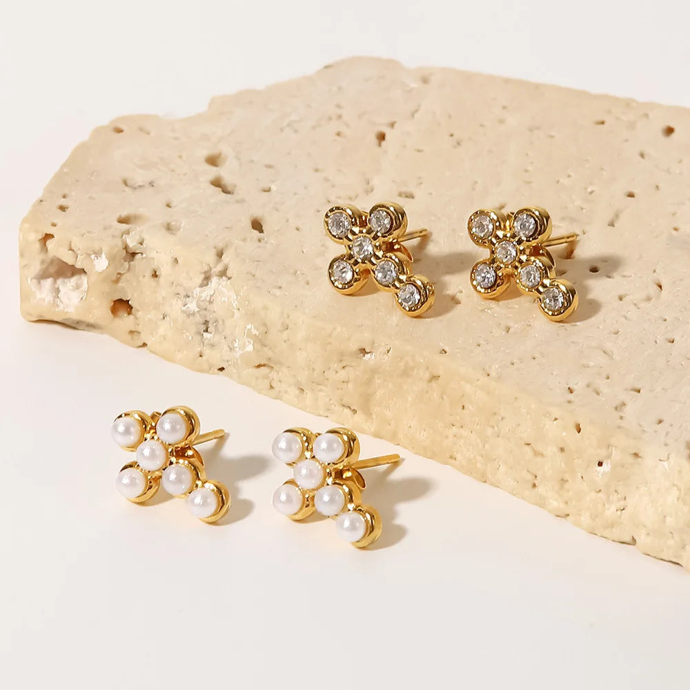 New Vintage Stainless Steel Diamond Stud Fashion Trend Chic All-matched Pearl Cross Earrings for Women