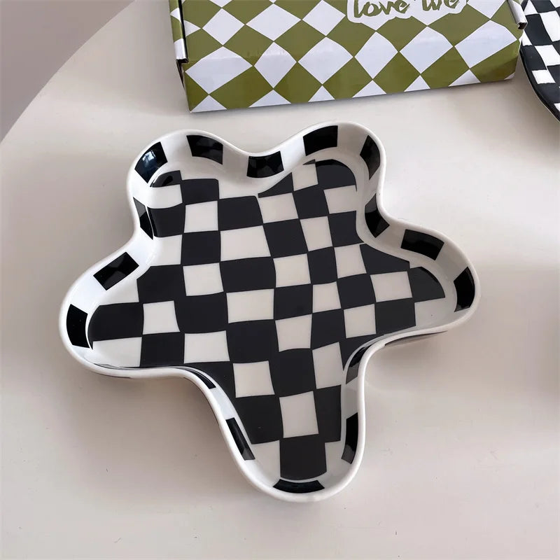 Solhui Nordic Flower-shaped Ceramic Plates Checkerboard Home Trinket Tray Dessert Plate