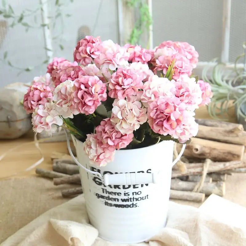 D-DA005 New Design Hot Sale Small 10 Heads Artificial Daisy Chrysanthemum Ball Flowers for Home Decoration