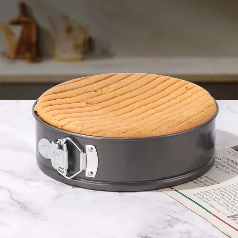 Carbon Steel Black Non Stick Round Heart-Shaped Cake Pan Bakeware Kitchen Accessories Baking Mold Cake Tools