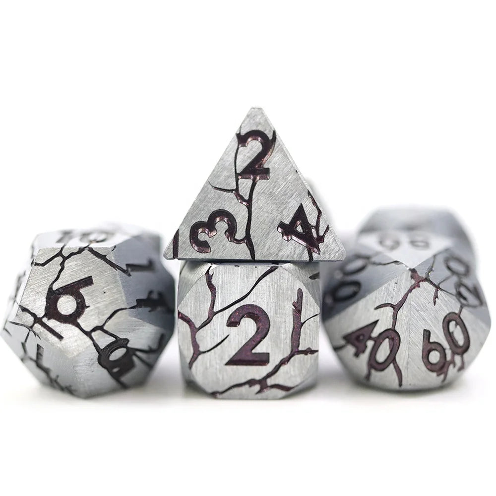 Dungeons and Dragons 7pcs Crack Metal Dice Set Dnd Dice with Zinc Alloy Material