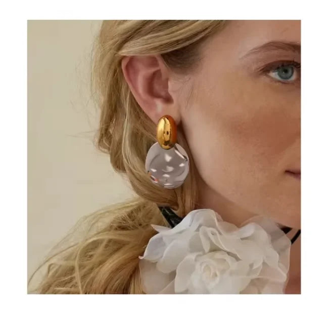 INS Hot Selling 18k Gold Plated Stainless Steel Gold Silver Beat Pattern Earring for Woman