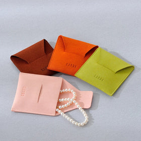 Hot Selling Lateen Brand Custom Logo Microfiber Jewelry Pouch for Earring Bracelet Necklace Pendant 8*8cm Size
