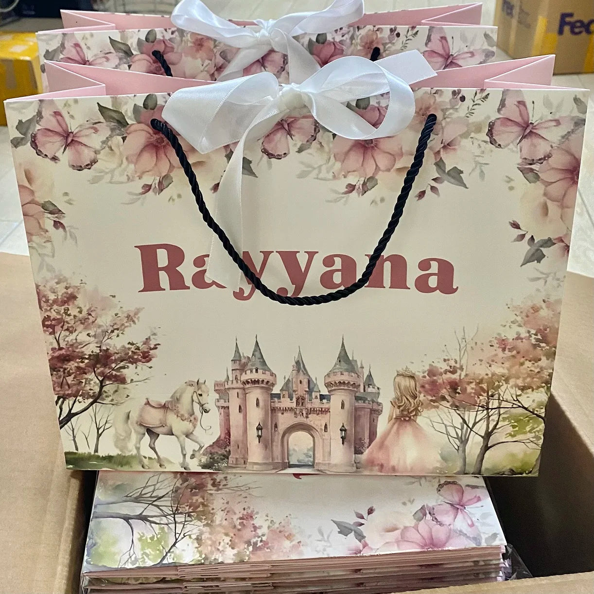 Paper Bag Custom Printed logo Luxury Clothing Shopping Paper Bags Boutique Recyclable Gift Bag With Cotton Rope