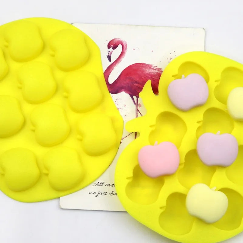 Wholesale Apple Silicone Molds for Chocolate Cupcake Topper Jello Candy Gummy Ice Cube Cookie Mini Soap Apple Shape Mould MegaBDM