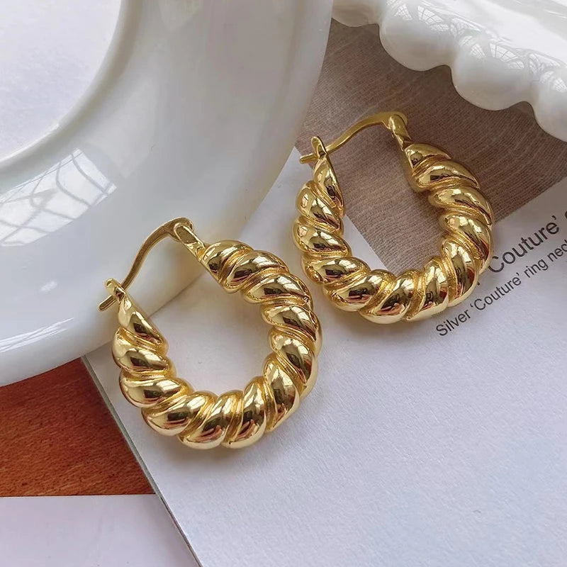 Vintage Fashion Women Earring Charm JewelryNew Twist Croissant 18k Gold Plated Hoop Earrings