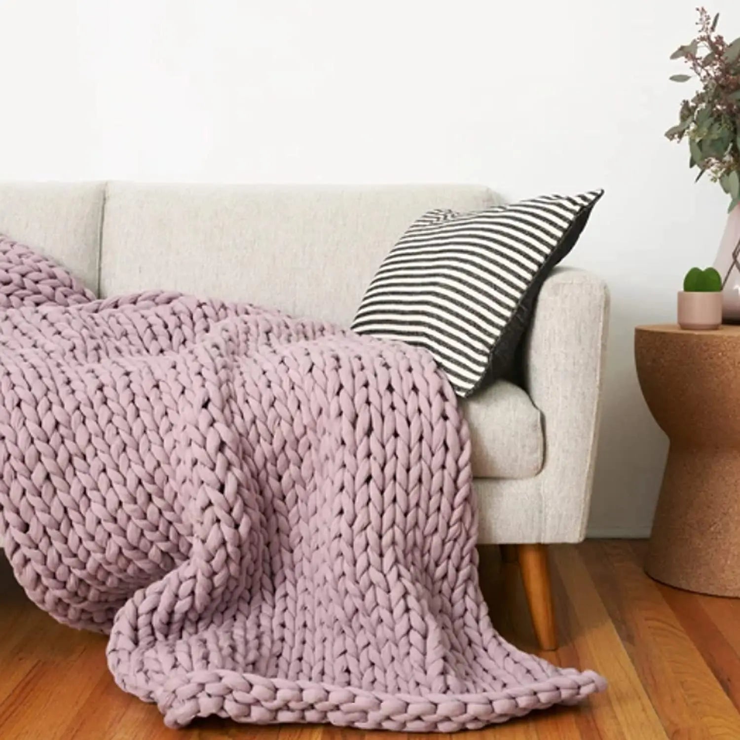 Super Soft Home Decor Chunky Giant Yarn Bohemian Throw Hand Crochet Chunky Knitted Weighted Blanket Braided Blanket For Winter