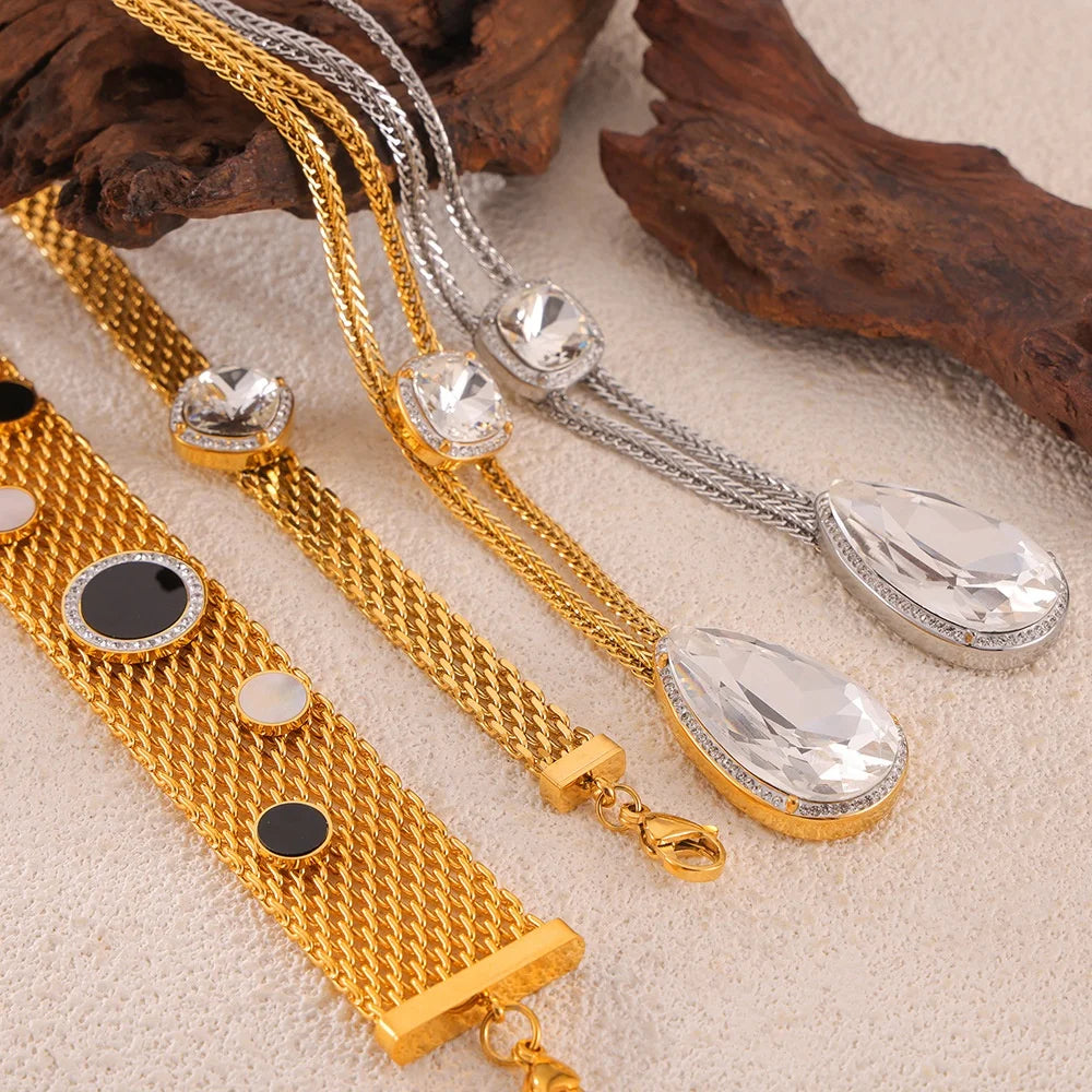 Hepburn Style 18K Gold Plated Stainless Steel Jewelry Set Luxury Light Inlaid Zircon Pendant for Weddings