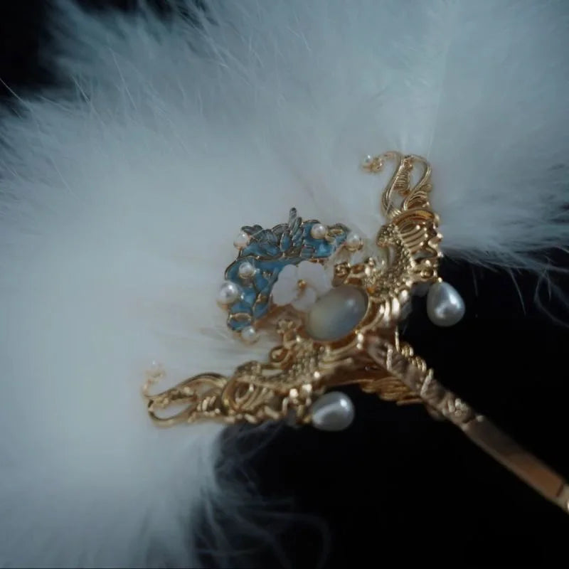 European Style Soft Feather Hand Fan with Gold Metal Handle Wedding Apparel Decorative Bridal Fan