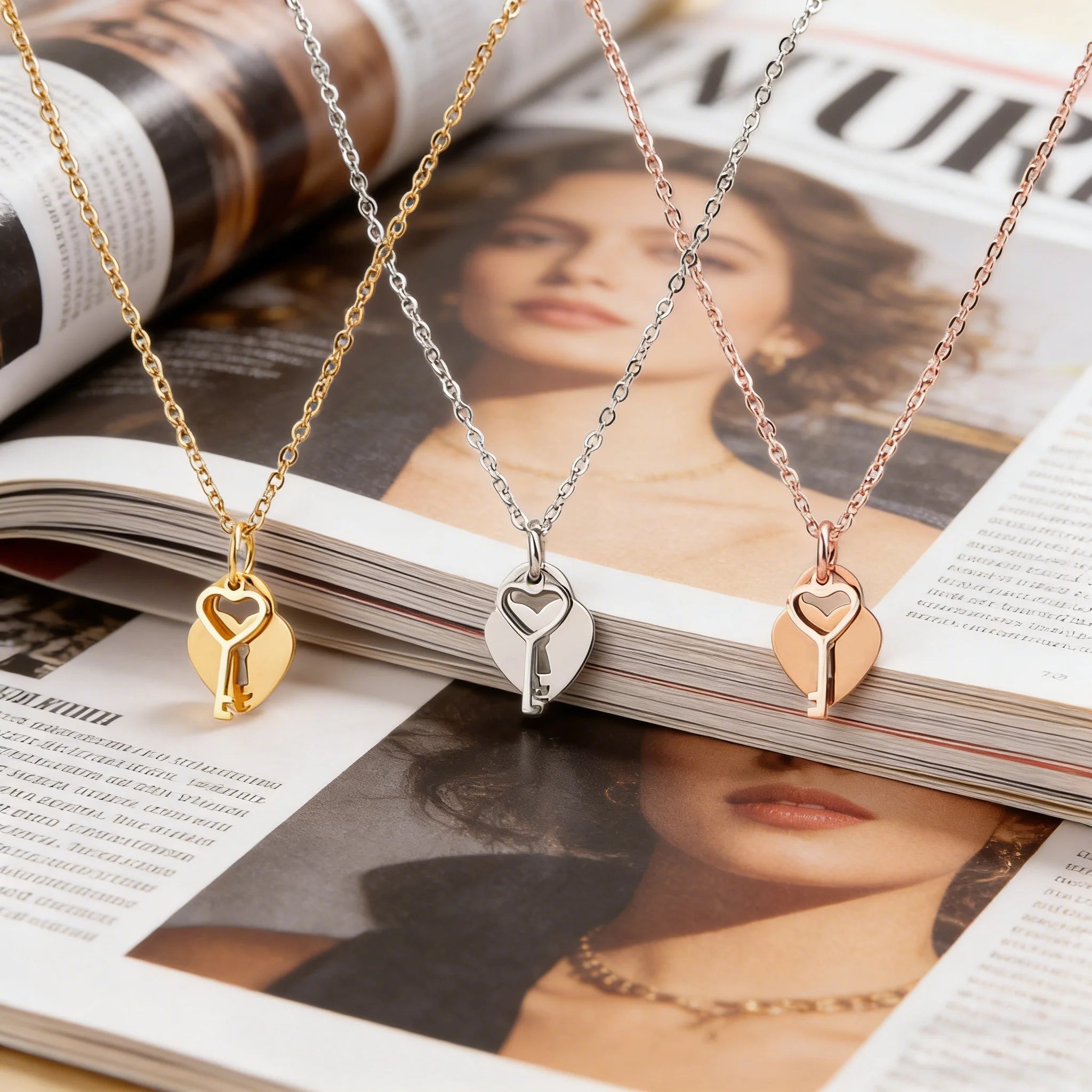 Female Gift Non Tarnish Silver 18K Gold Plated 316L Stainless Steel Women Heart Lock and Key Pendant Necklace Jewelry