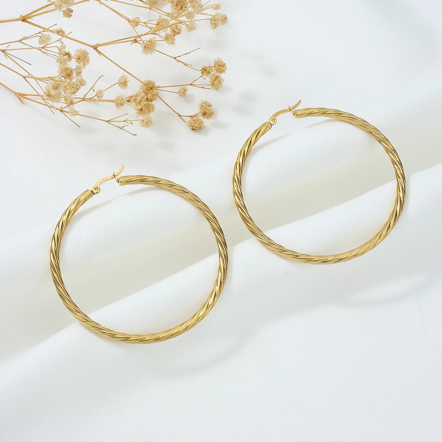 Exaggerated Stainless Steel Anti-allergy Round Earrings Jewelry Wholesale Simple and Classic Stainless Steel Earrings