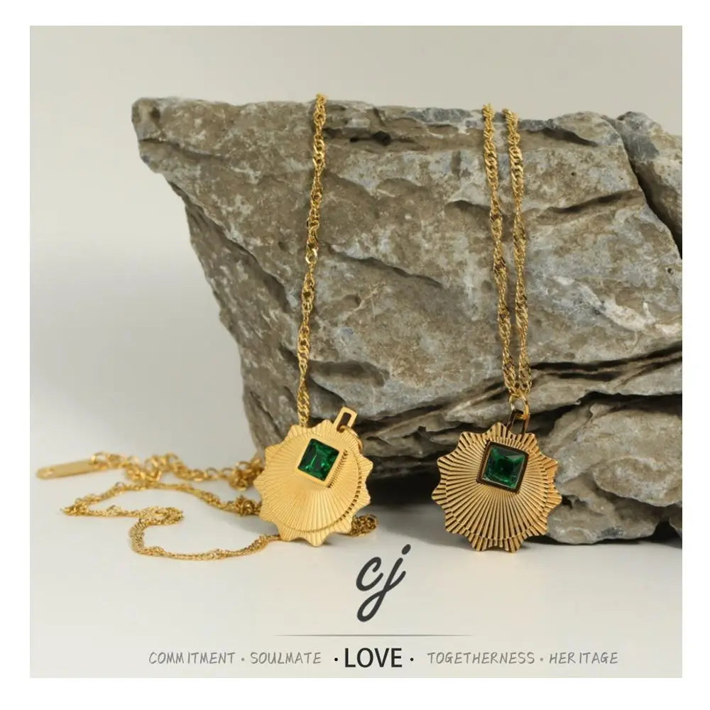 Carline Hot Sale Fashion Emerald Stone Necklace Jewelry Stainless Steel Trendy 18K Gold Plated With Zircon Necklace Custom