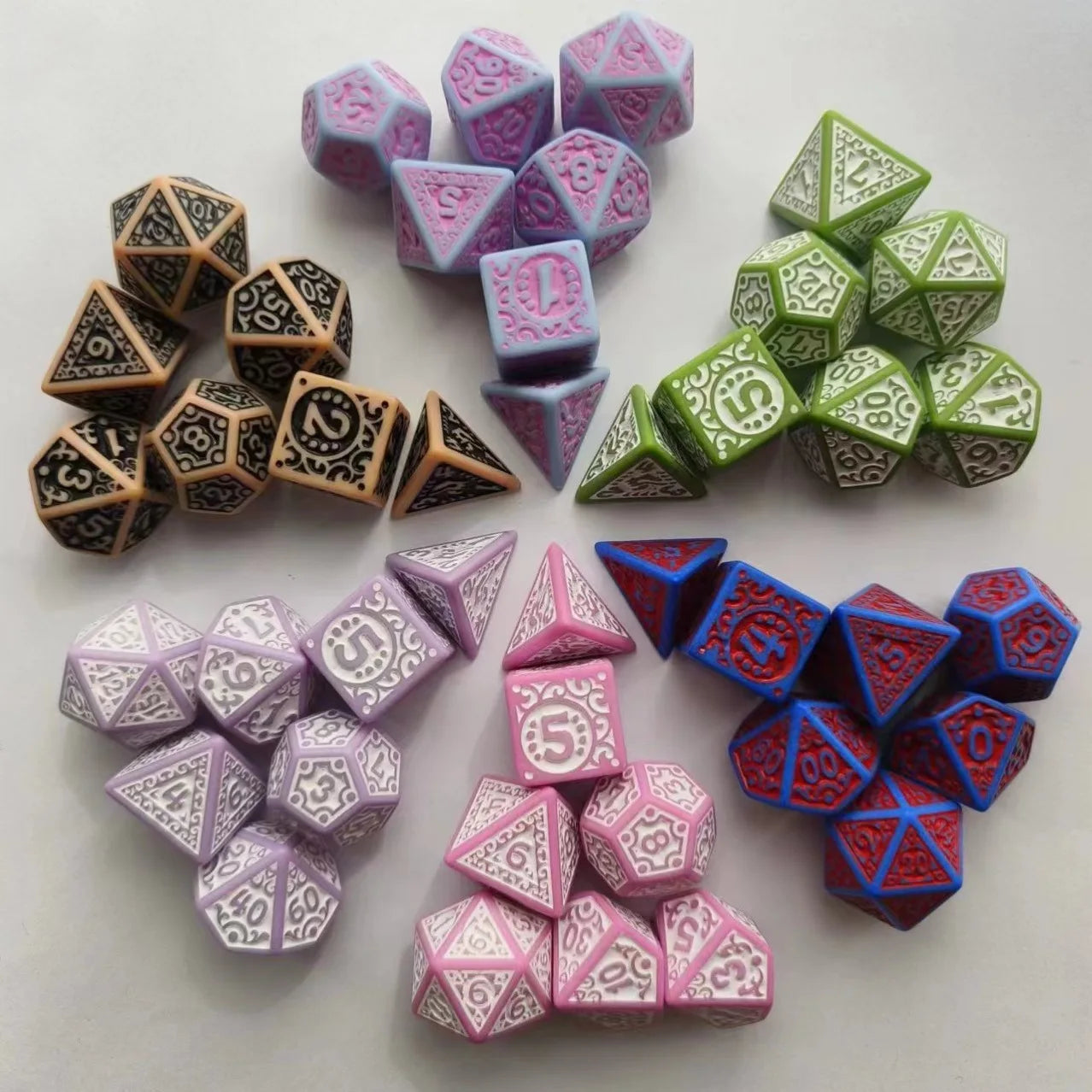 16mm Acrylic 7Piece Hollow Digital Pattern Dice Set for DND Dungeons & Dragons RPG & Board Games  Polyhedral Gaming Accessories